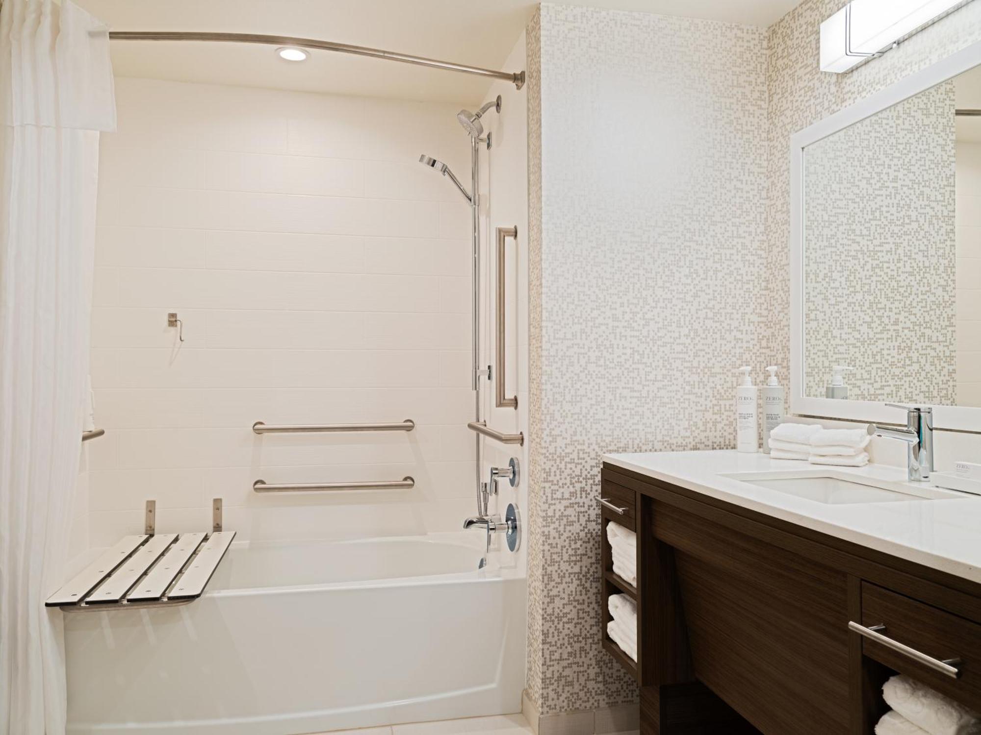 Home2 By Hilton Atlanta Airport 3* College Park